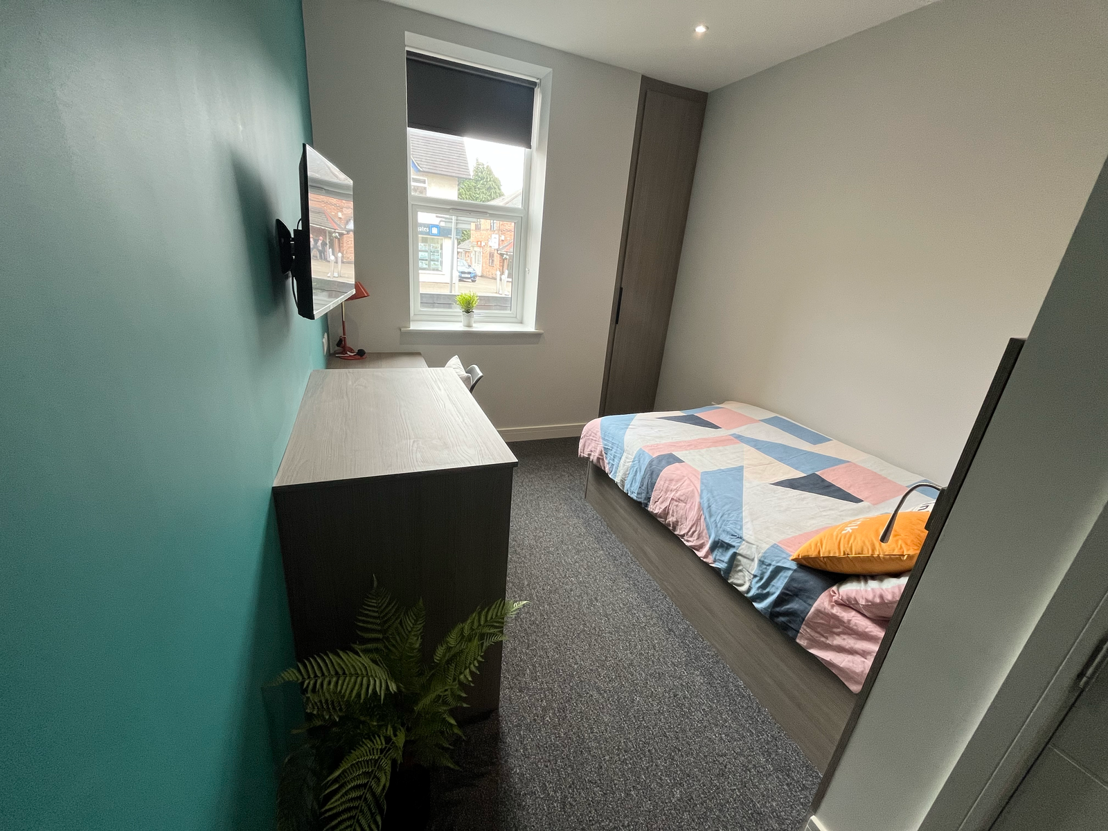 Premium Ensuite image 1